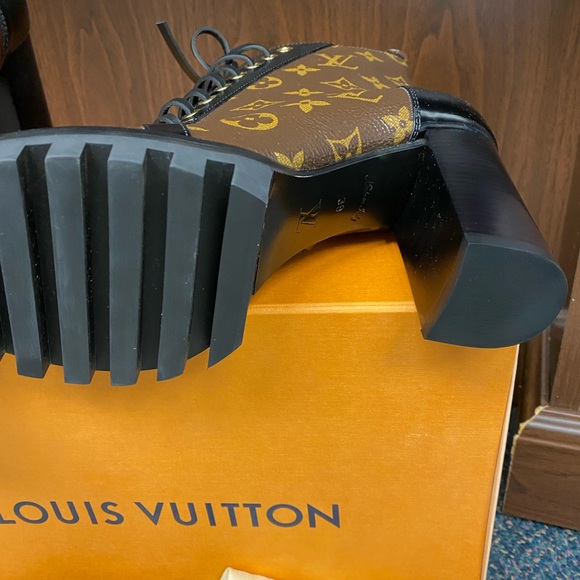 Louis Vuitton Star Trail Ankle Boot - Picture 3 of 8